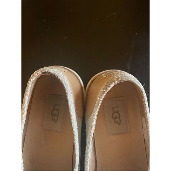 UGG Adley Perf Stardust Slip Ons (SZ 8) - Picture 2 of 6